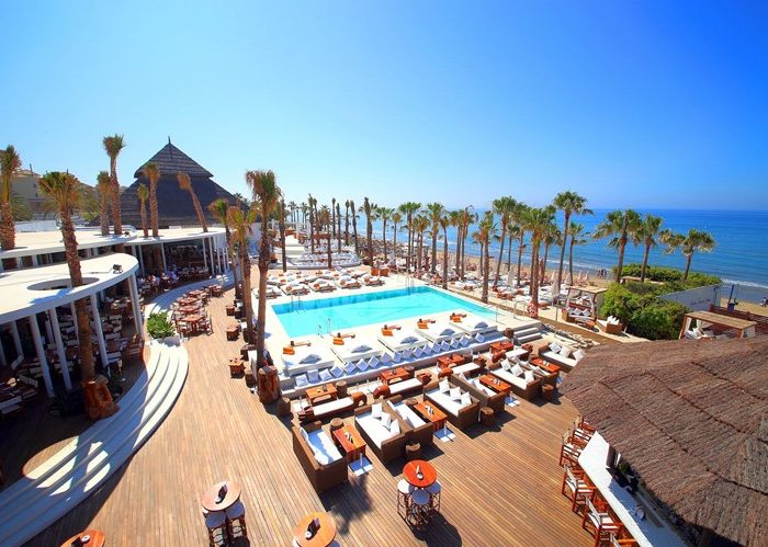 The best beach clubs in Marbella. 6 Marbella beach clubs: true temples of fun, incomparable experiences where the harmony of the sea blends with sophistication.