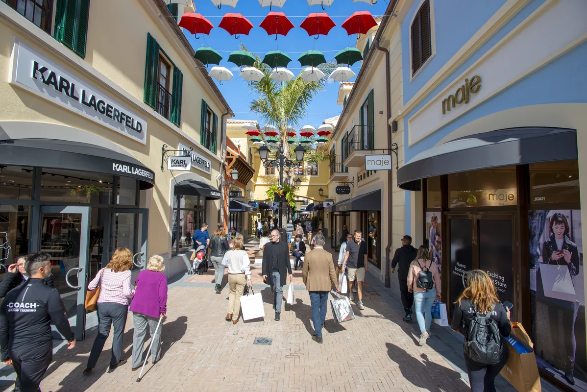 Luxury boutiques in Málaga. We are going to talk about the best luxury shops in Málaga from a sustainable point of view: unique spaces, the best brands