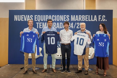 Sierra Blanca Estates como nuevo main Sponsor del Marbella FC. El Marbella Fútbol Club presentó hoy a su nuevo main sponsor Sierra Blanca Estates en el exclusivo Epic Marbella Sport Center.