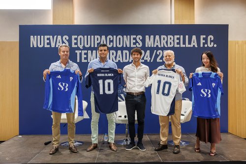 Sierra Blanca Estates como nuevo main Sponsor del Marbella FC. El Marbella Fútbol Club presentó hoy a su nuevo main sponsor Sierra Blanca Estates en el exclusivo Epic Marbella Sport Center.